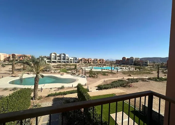 شقة Cozy 1br Duplex Retreat In Kamaran الغردقة