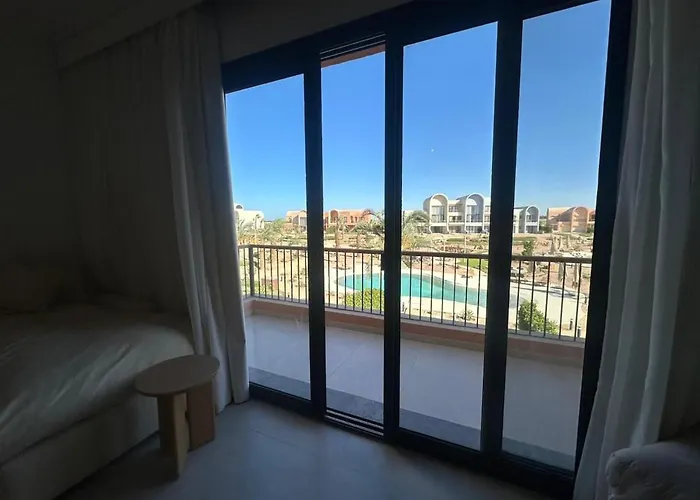 Cozy 1br Duplex Retreat In Kamaran شقة