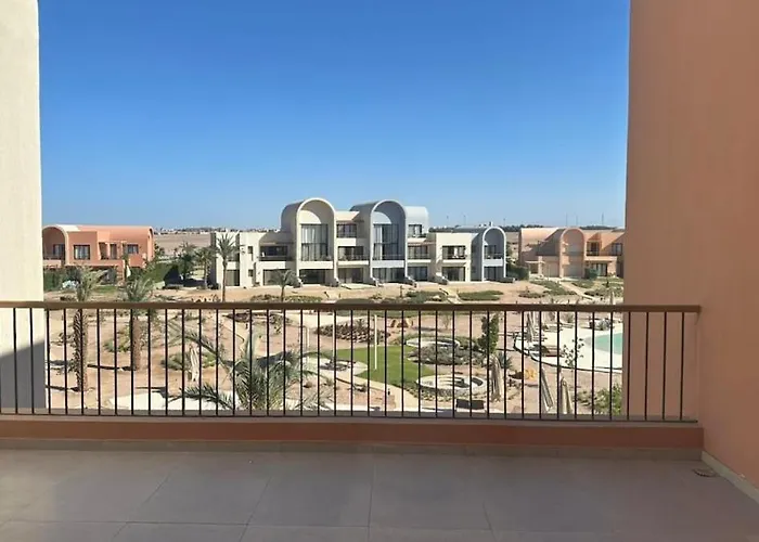 Cozy 1br Duplex Retreat In Kamaran شقة
