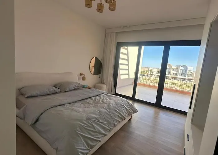 Cozy 1br Duplex Retreat In Kamaran