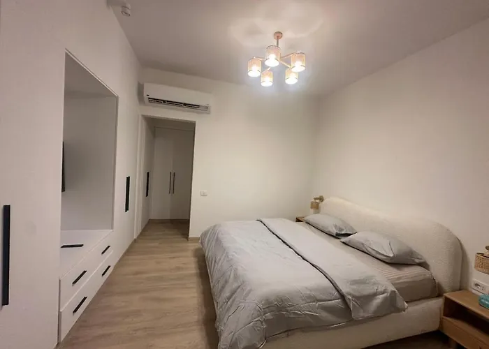 Cozy 1br Duplex Retreat In Kamaran