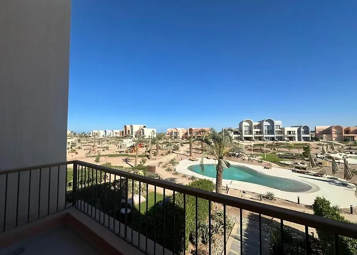 Cozy 1br Duplex Retreat In Kamaran شقة